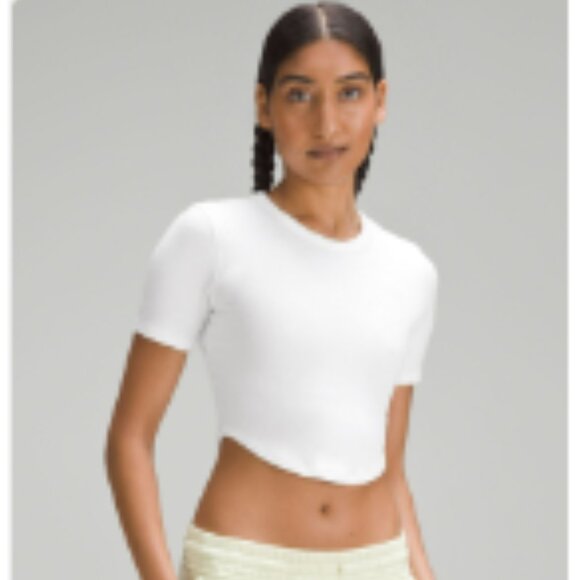 Lululemon White Cropped T Shirt - Picture 1 of 2